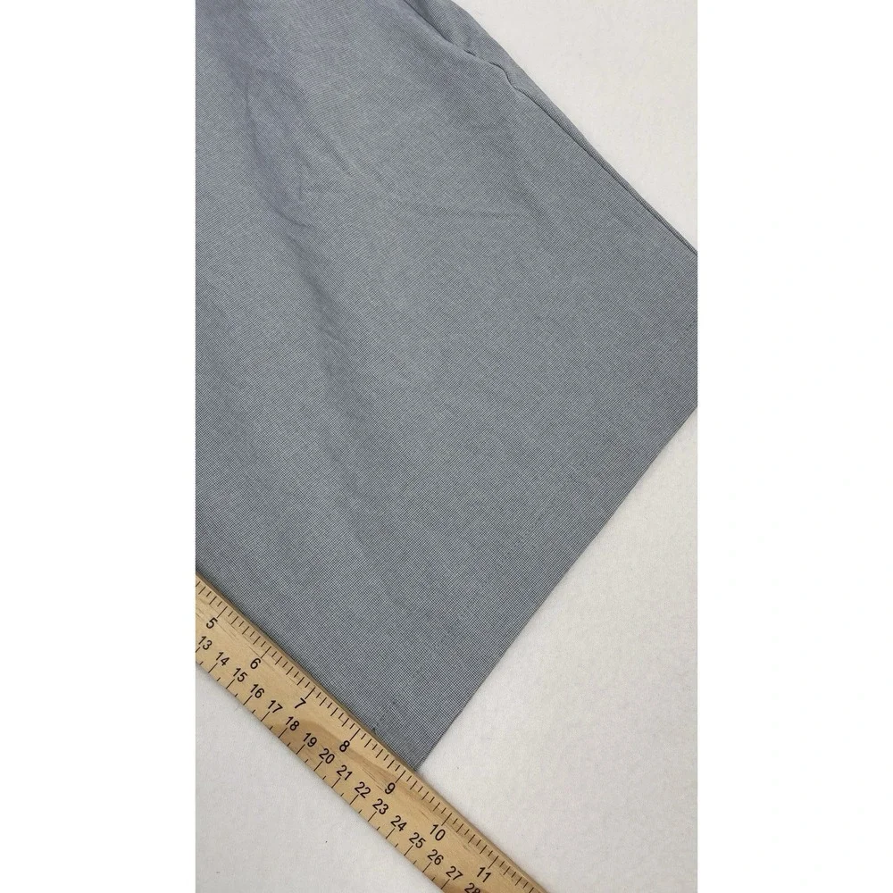 New Banana Republic Comfort Flat Front Shorts Mens 34 Gray Stretch